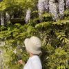 mother in bucket hat beige